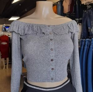 Off the shoulder long Sleeve crop top